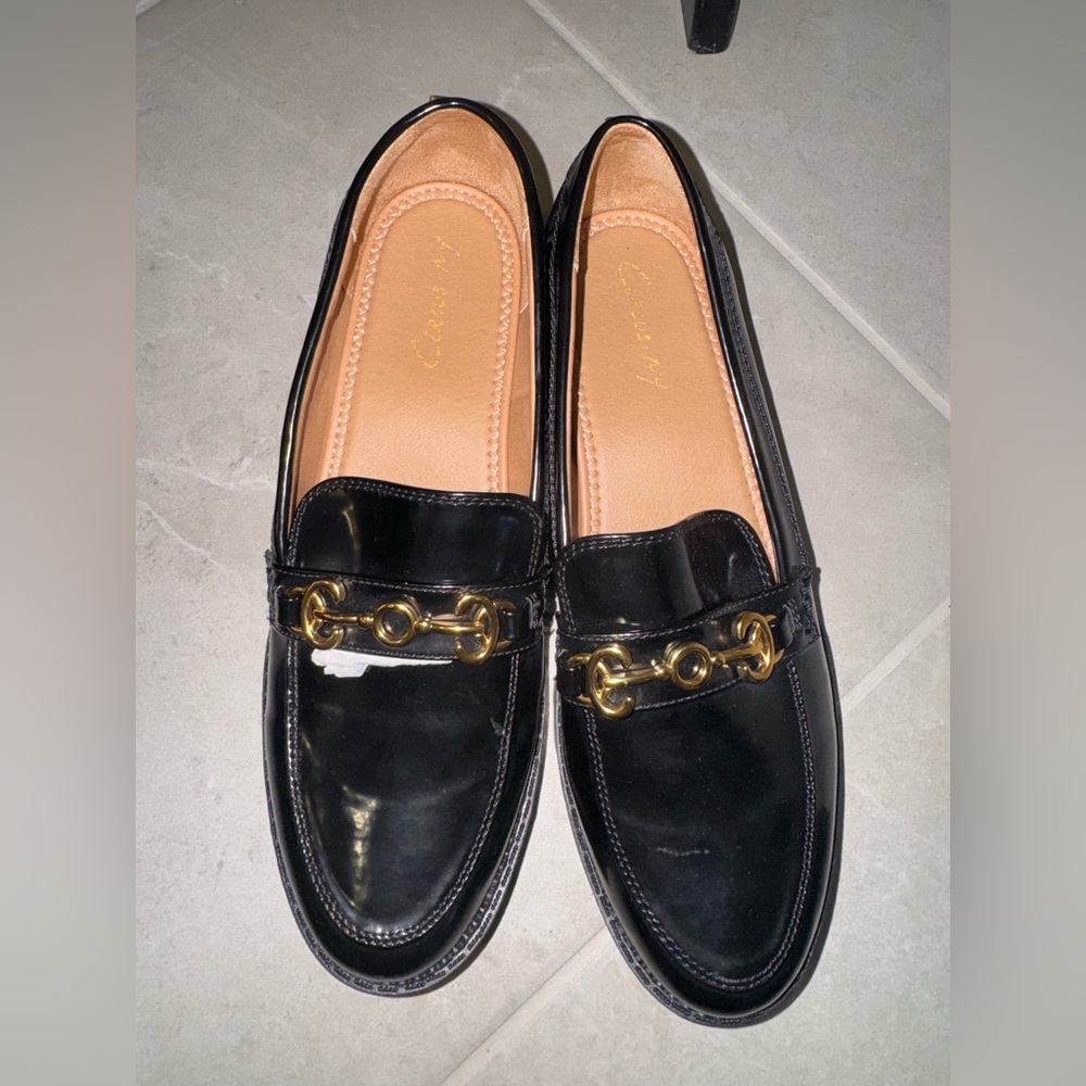 Circus by Sam Edelman Shiny Black Loafers with Gold Chain NWOB - Picture 2 of 4